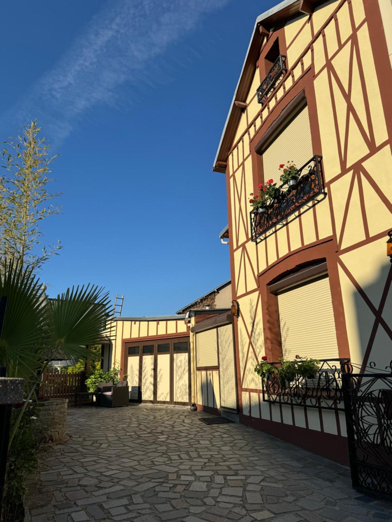 Maison Colombage Normande Flers  Bagian luar foto